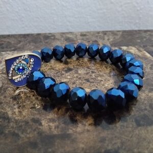 Elegant Blue Beaded Bracelet with Gold Accents